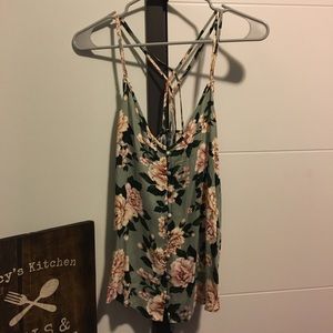 🌿 3/$20 🌿 American Eagle green floral tank